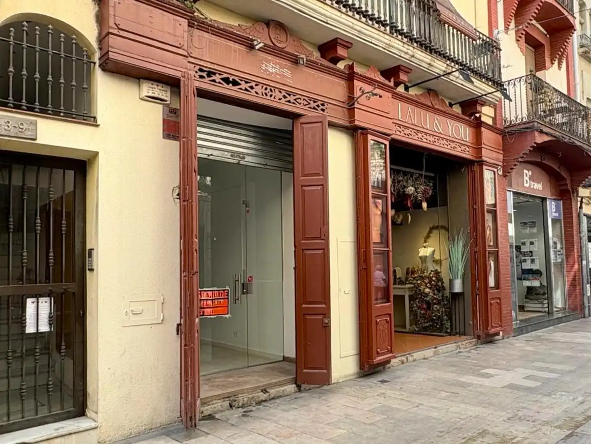 Local en venda en Vilanova i la Geltrú amb Aire condicionat i Parquet