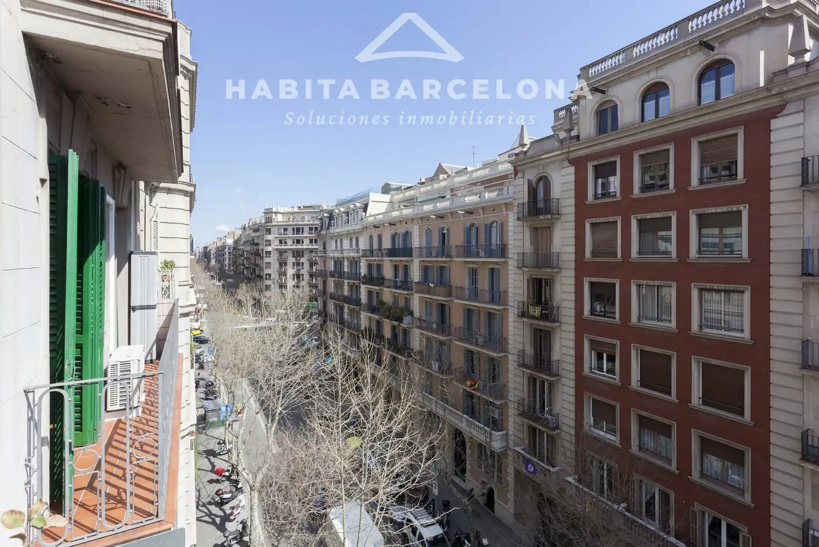 Exterior view of Flat for rent in Barcelona  with Air Conditioner, Heating and Parquet flooring