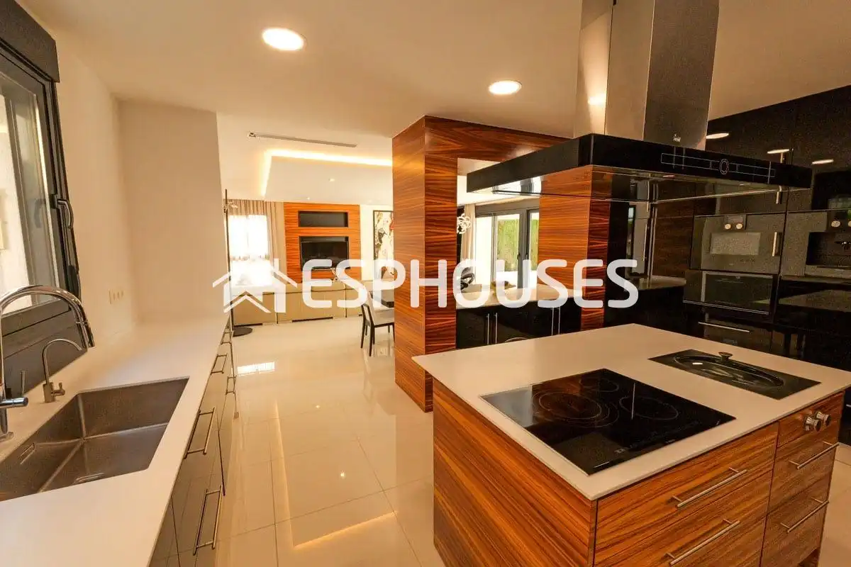 Casa con terraza en venta en Playa del Acequión, Náufragos y Rocío del Mar, imagen 6