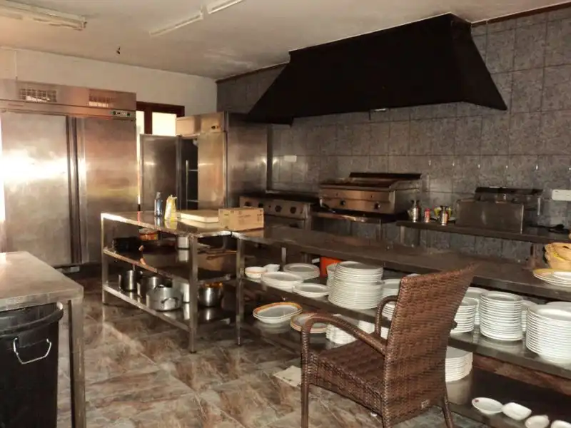 Local comercial en venda a Cala Blanca, imagen 7