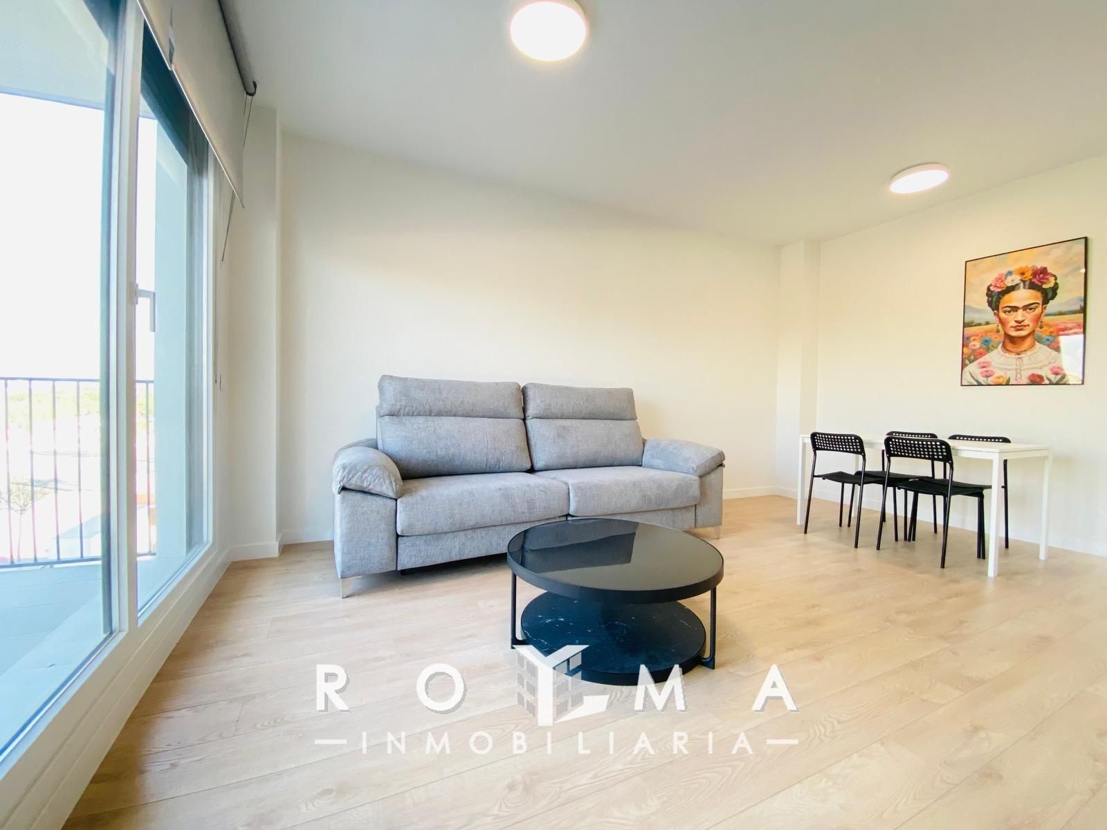 Sala d'estar de Pis de lloguer en Dos Hermanas amb Aire condicionat, Calefacció i Parquet