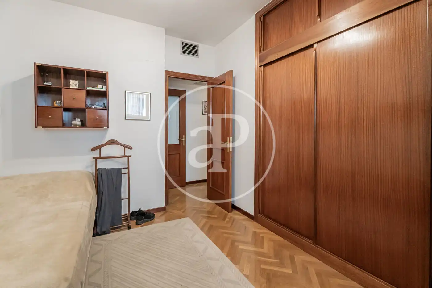 Habitación de Piso en venta en Madrid con Aire acondicionado, Calefacción y Terraza