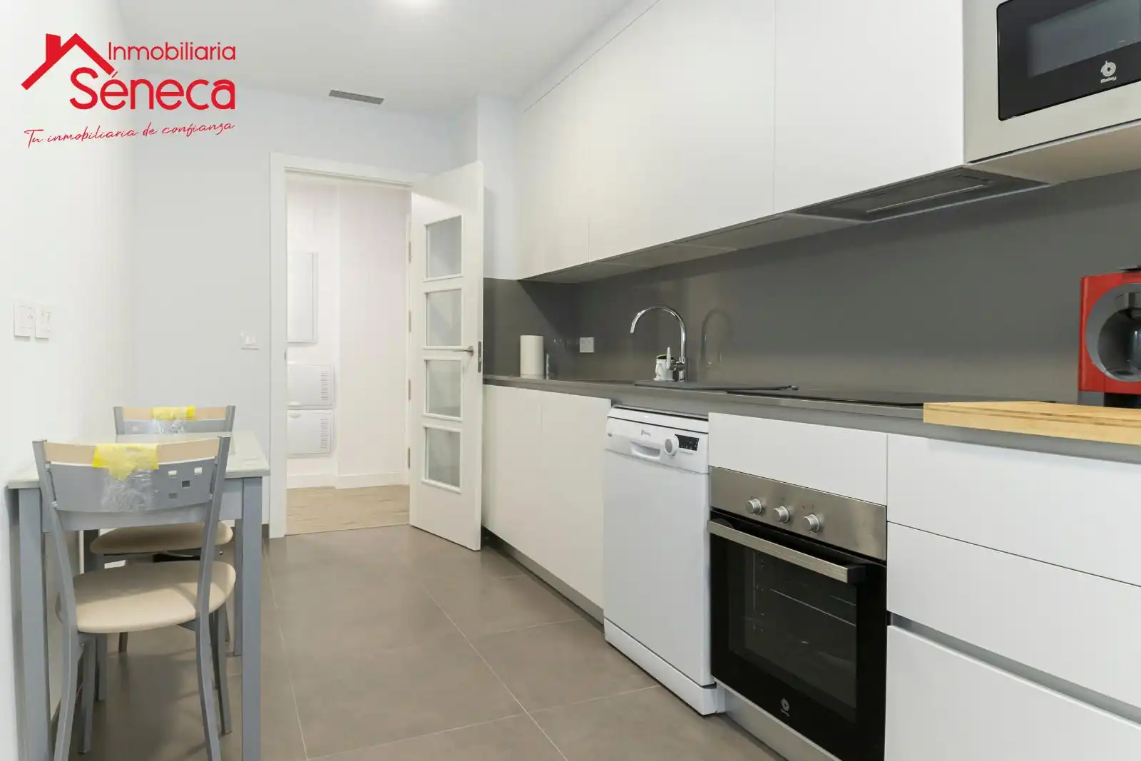 Küche von Wohnung zum Verkauf in Córdoba mit Klimaanlage, Heizung und Abstellraum