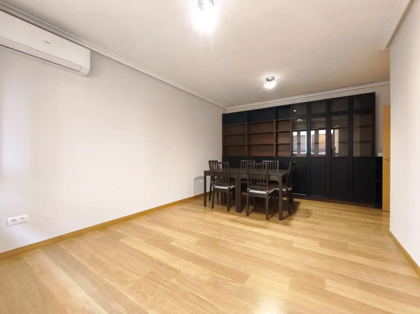 Dining room of Flat for sale in Entrena  with Air Conditioner, Heating and Parquet flooring