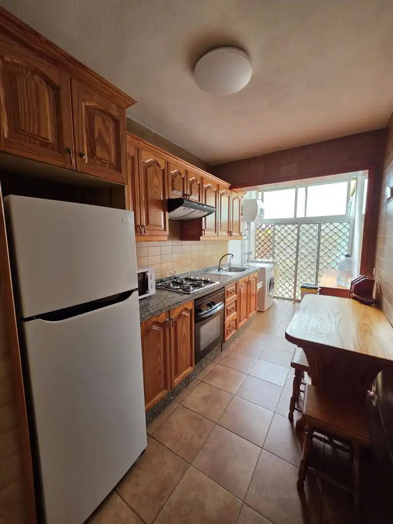 Apartament amb ascensor en venda a Juan Carlos I, imagen 4