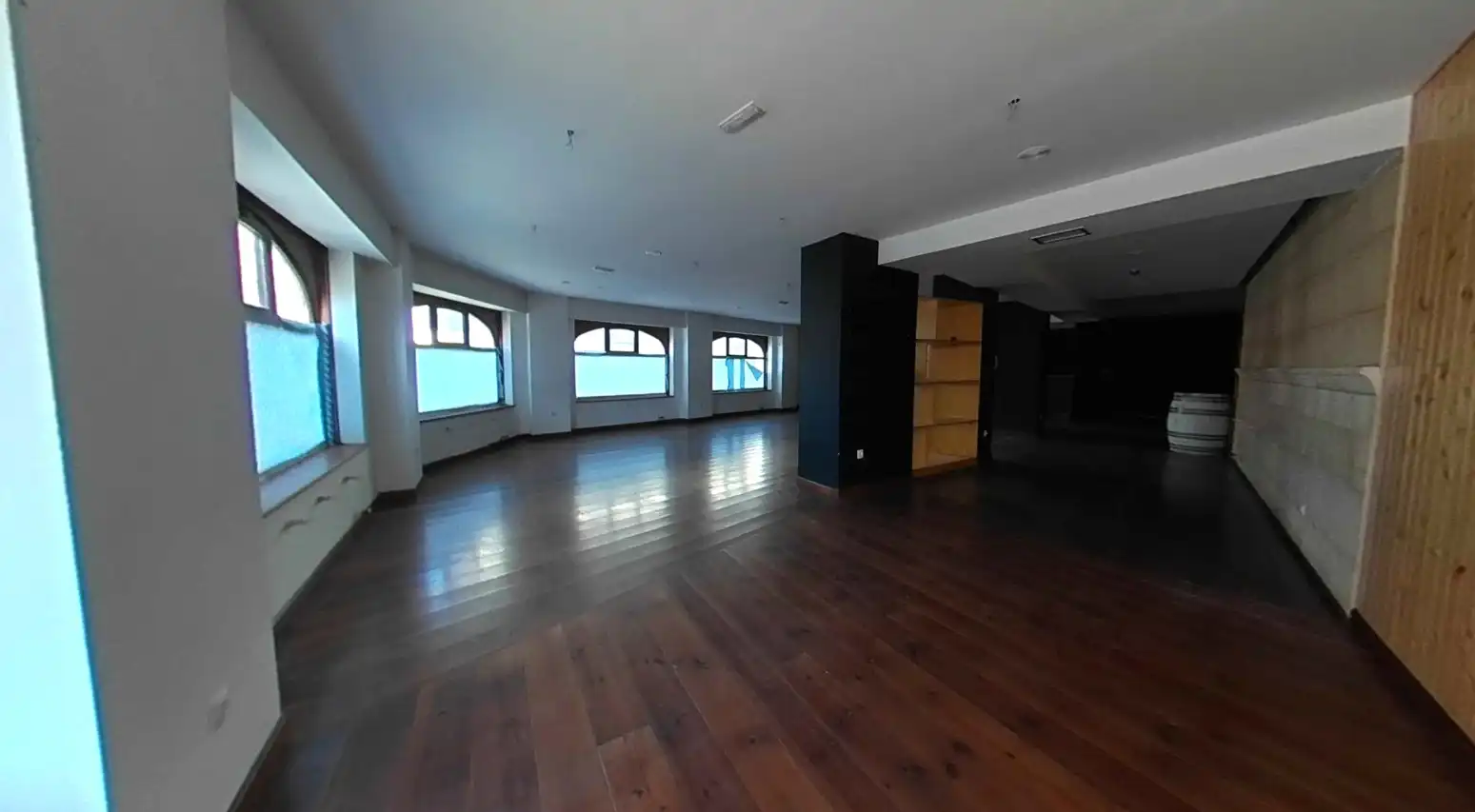 Local comercial en venda a Pradoluengo, imagen 9