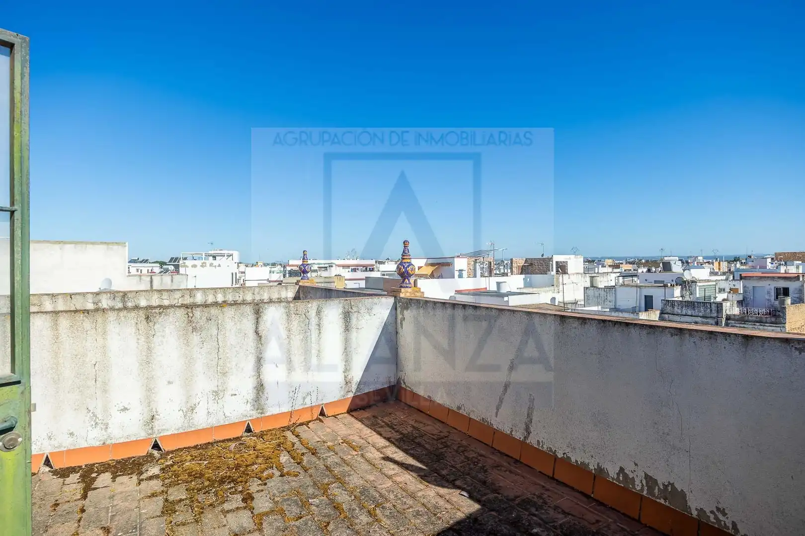 Gebäude zum Verkauf in CORDOBA, 14, La Algaba