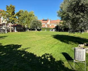 Jardí de Casa o xalet en venda en Leganés