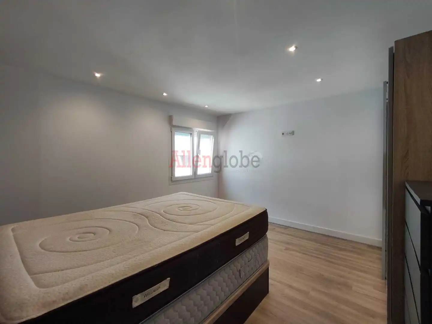 Schlafzimmer von Wohnung zum Verkauf in Oviedo  mit Heizung