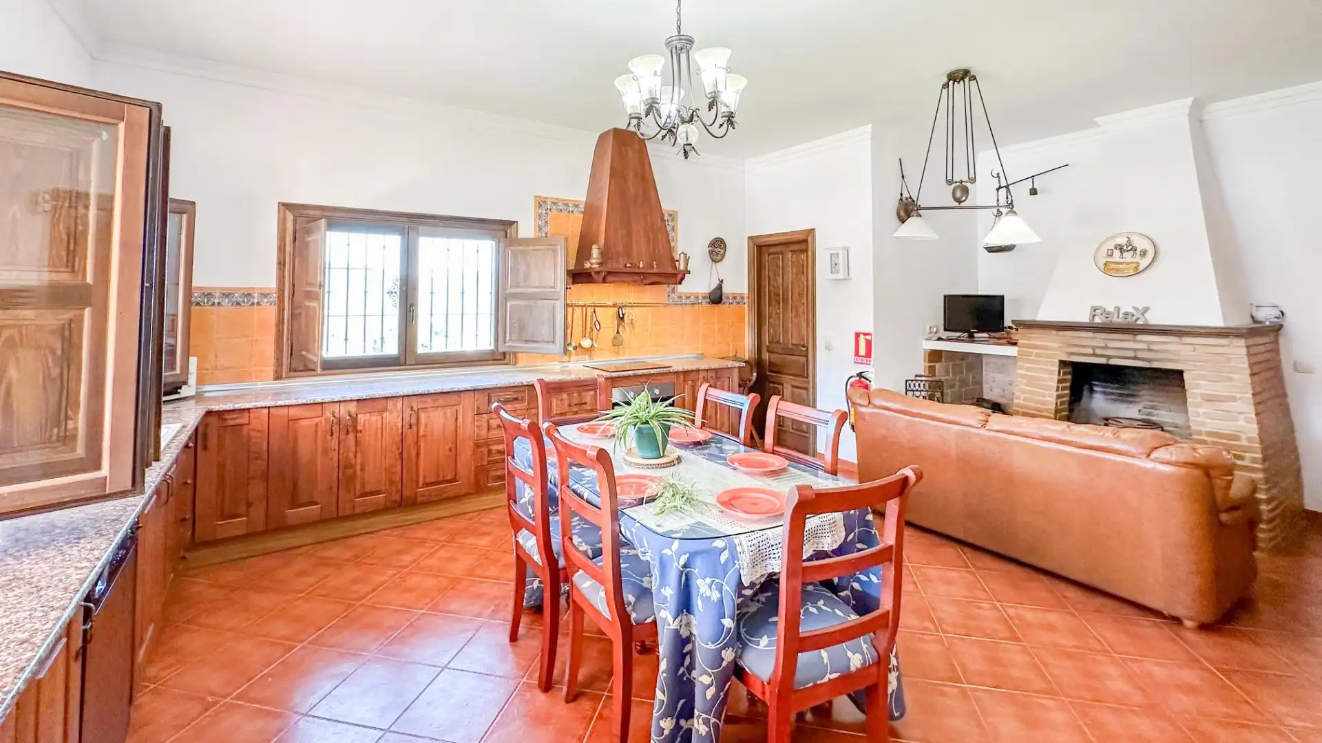 Kitchen of Houses for sale in Almogía  with Air Conditioner, Private garden and Terrace