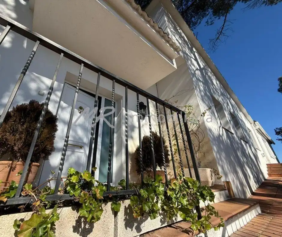 Vista exterior de Casa o chalet en venta en Dosrius con Calefacción, Jardín privado y Terraza