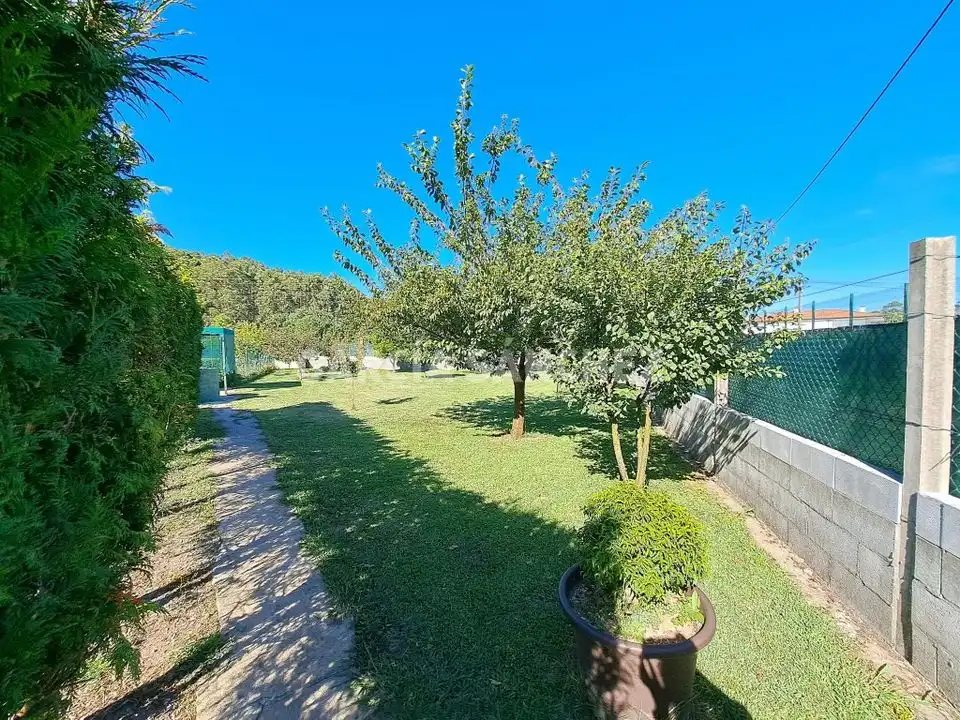 Land for sale in Boiro