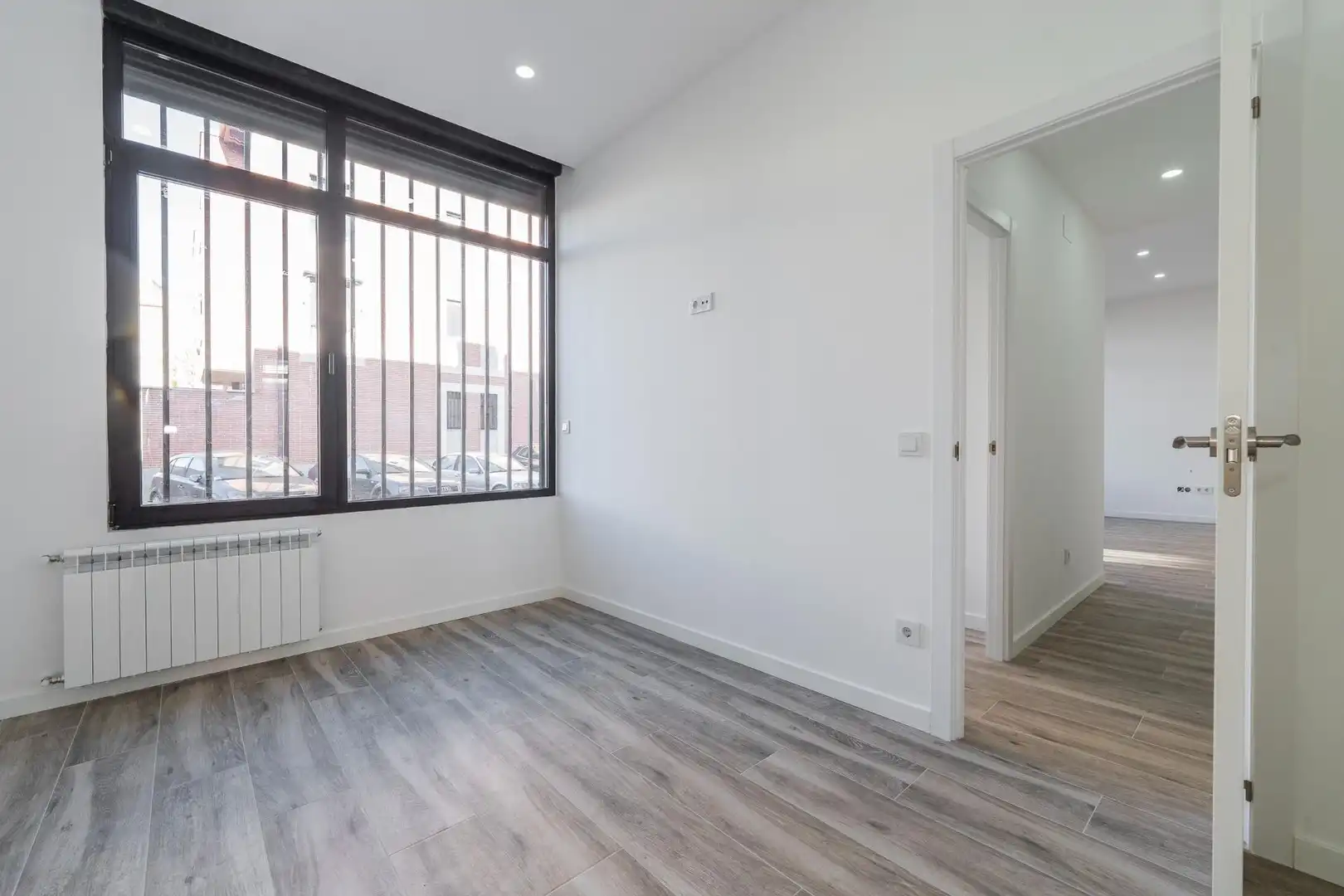 Bedroom of Flat for sale in Madrid