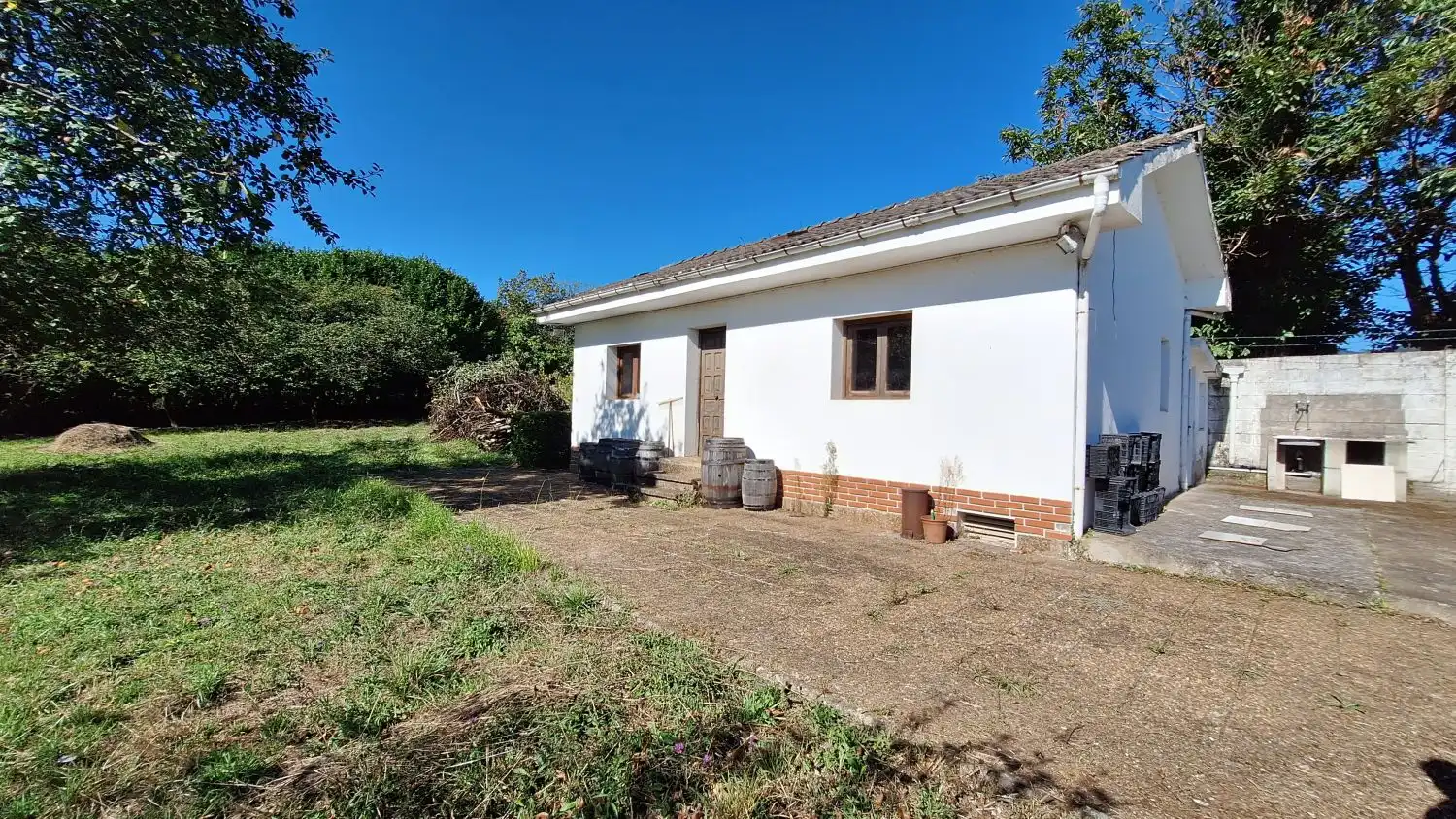 Finca rústica en venda a Las Regueras