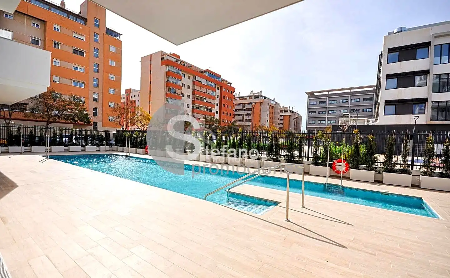 Piscina de Piso en venta en Málaga con Aire acondicionado, Calefacción y Terraza