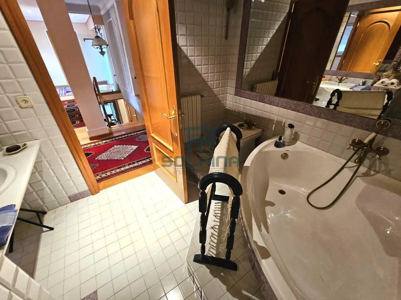 Bany de Casa o xalet en venda en Ourense Capital  amb Calefacció i Jardí privat