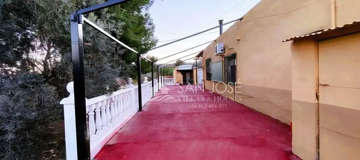 Vista exterior de Casa o xalet en venda en Monóvar  / Monòver amb Calefacció, Traster i Piscina