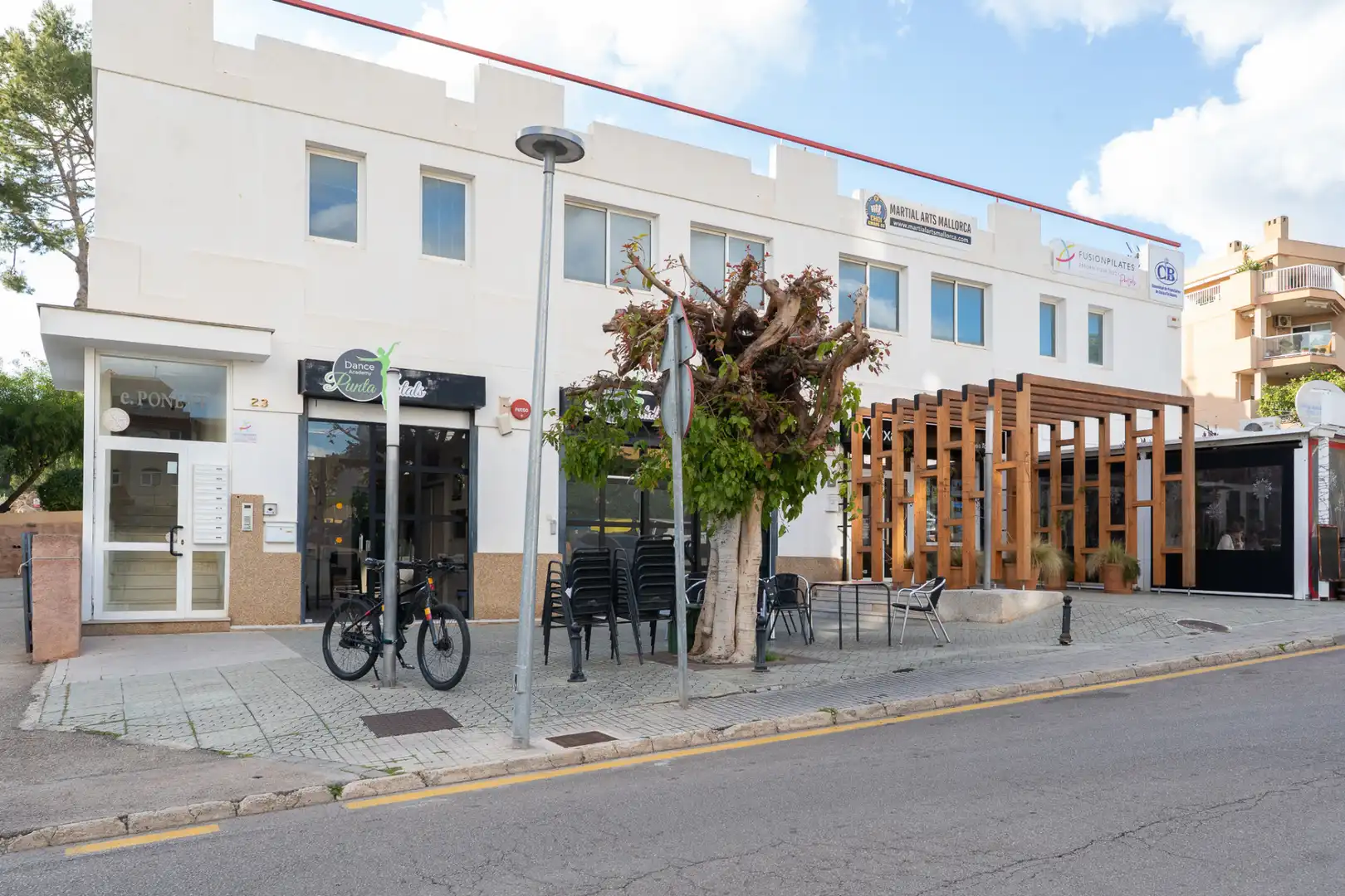 Außenansicht von Wohnung zum Verkauf in Calvià mit Klimaanlage, Terrasse und Schwimmbad