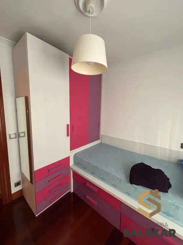 Habitación de Piso de alquiler en Bilbao  con Calefacción