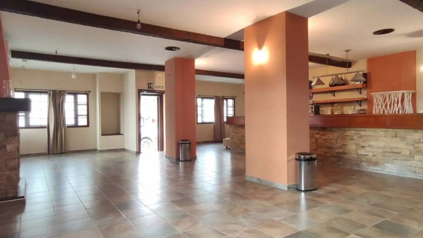 Local comercial en venta en Calle ESTADIO 3