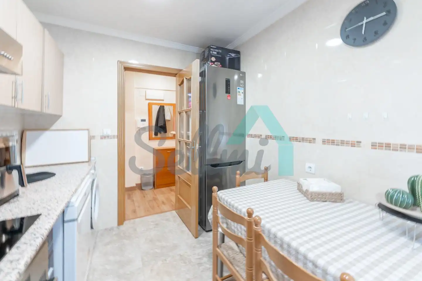 Kitchen of Flat for rent in Avilés  with Heating, Furnished and Internet