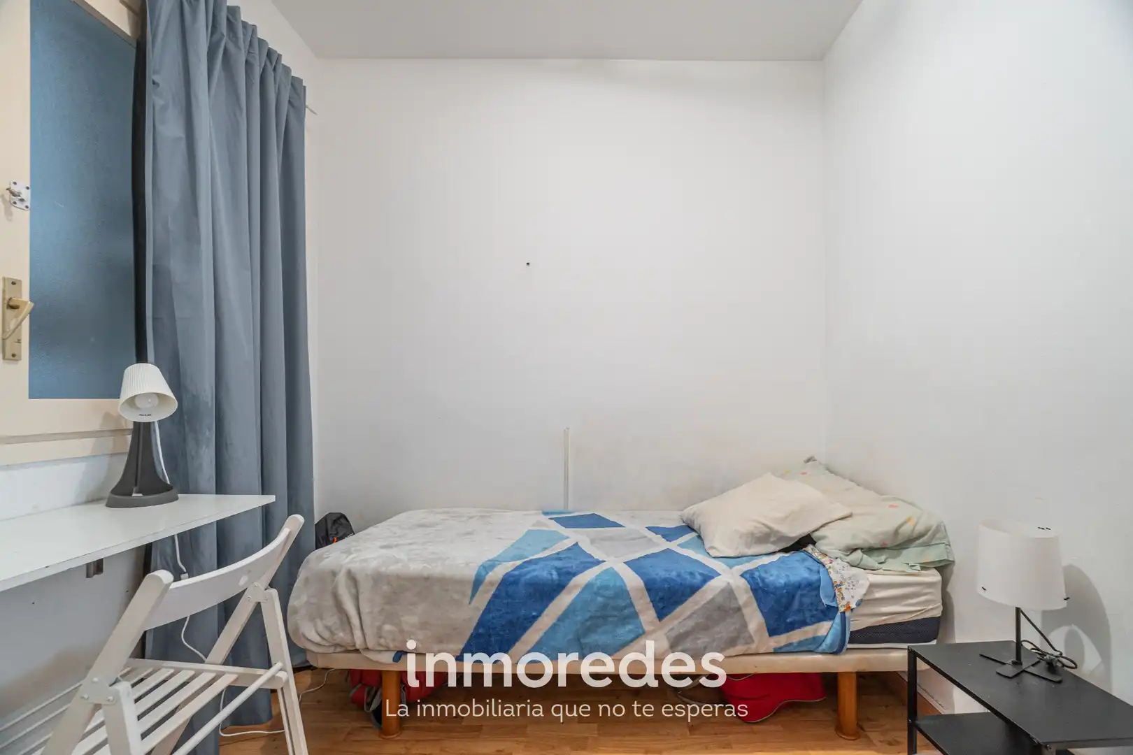 Habitación de Piso en venta en Barcelona con Amueblado