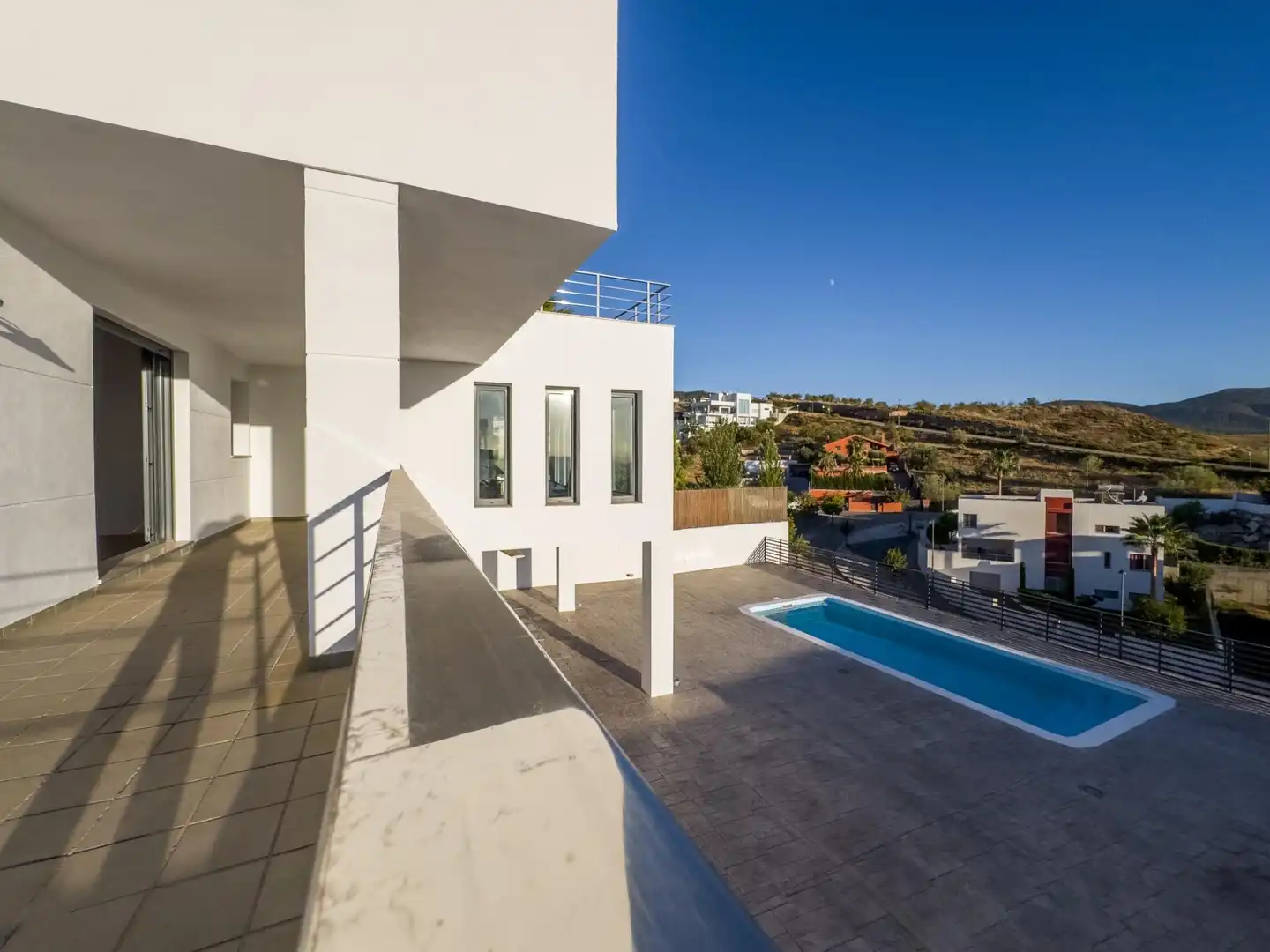 Piscina de Casa o xalet en venda en La Zubia amb Aire condicionat, Calefacció i Jardí privat