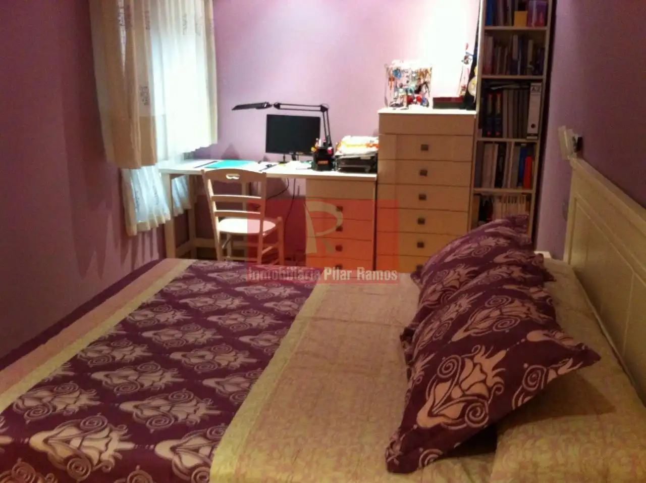 Habitación de Apartamento de alquiler en León Capital  con Calefacción, Parquet y Terraza