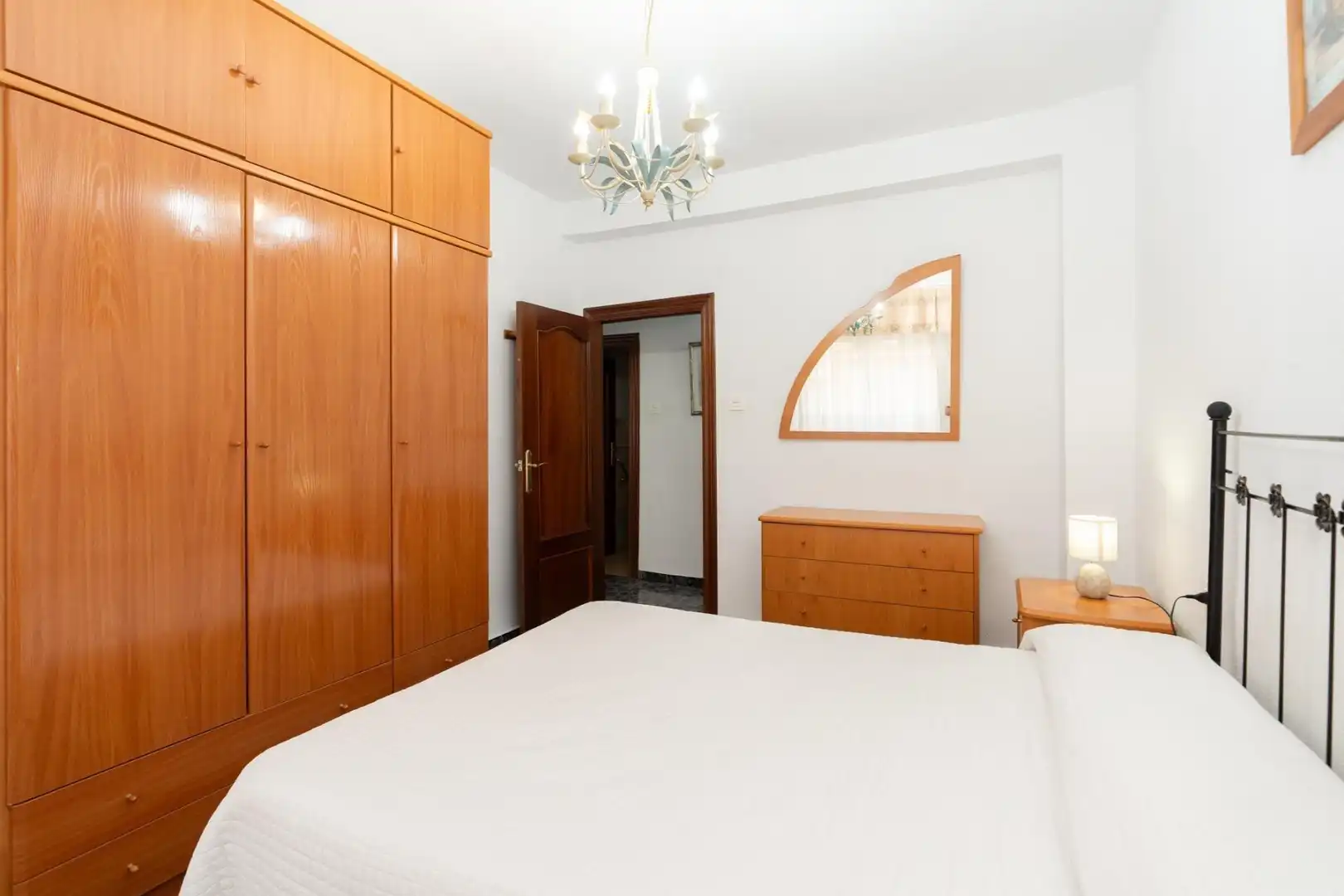 Habitación de Piso en venta en Motril con Amueblado