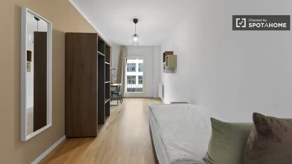 Bedroom of Flat for share in Colmenar de Oreja  with Air Conditioner, Terrace and Furnished