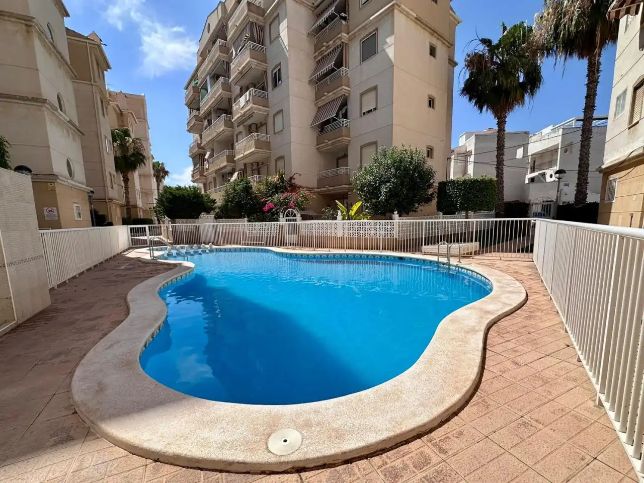 Pis amb terrassa en venda a Playa del Cura