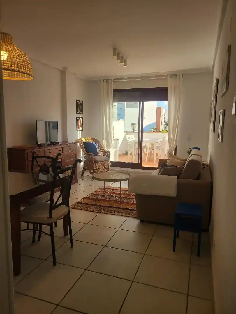 Wohnzimmer von Wohnungen zur Miete in Vera mit Klimaanlage, Schwimmbad und Möbliert