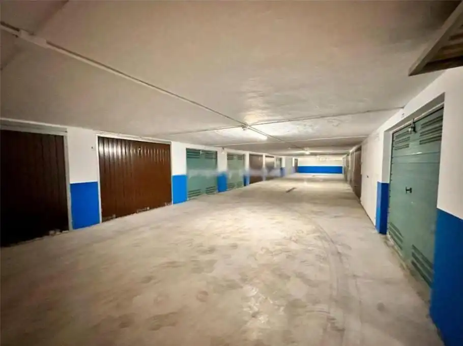 Garage for rent in Avenida Costa del Sol, 6, Laguna Beach