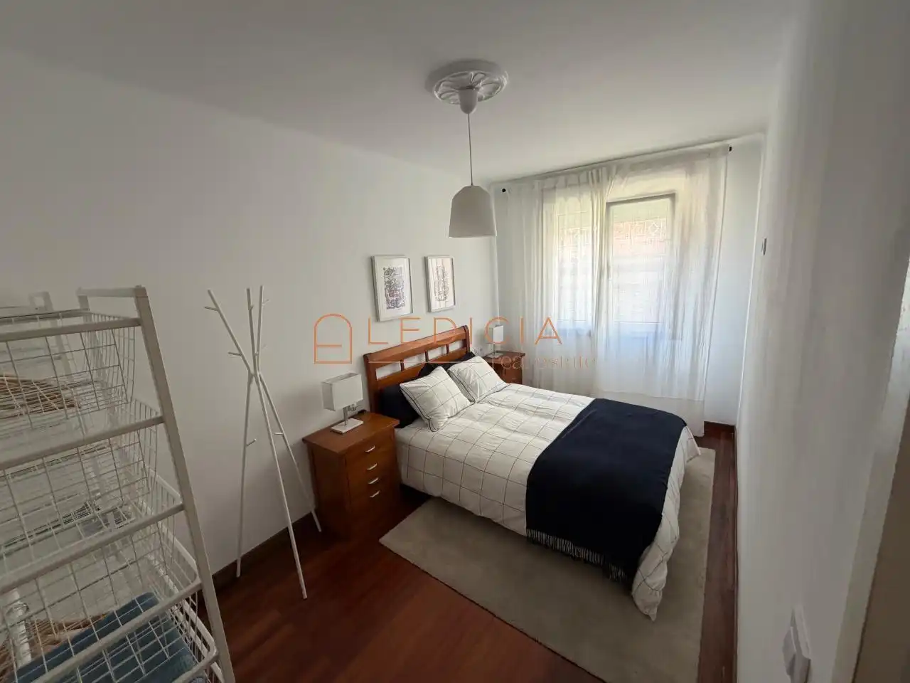 Habitación de Casa o chalet de alquiler en Cangas  con Calefacción, Jardín privado y Parquet
