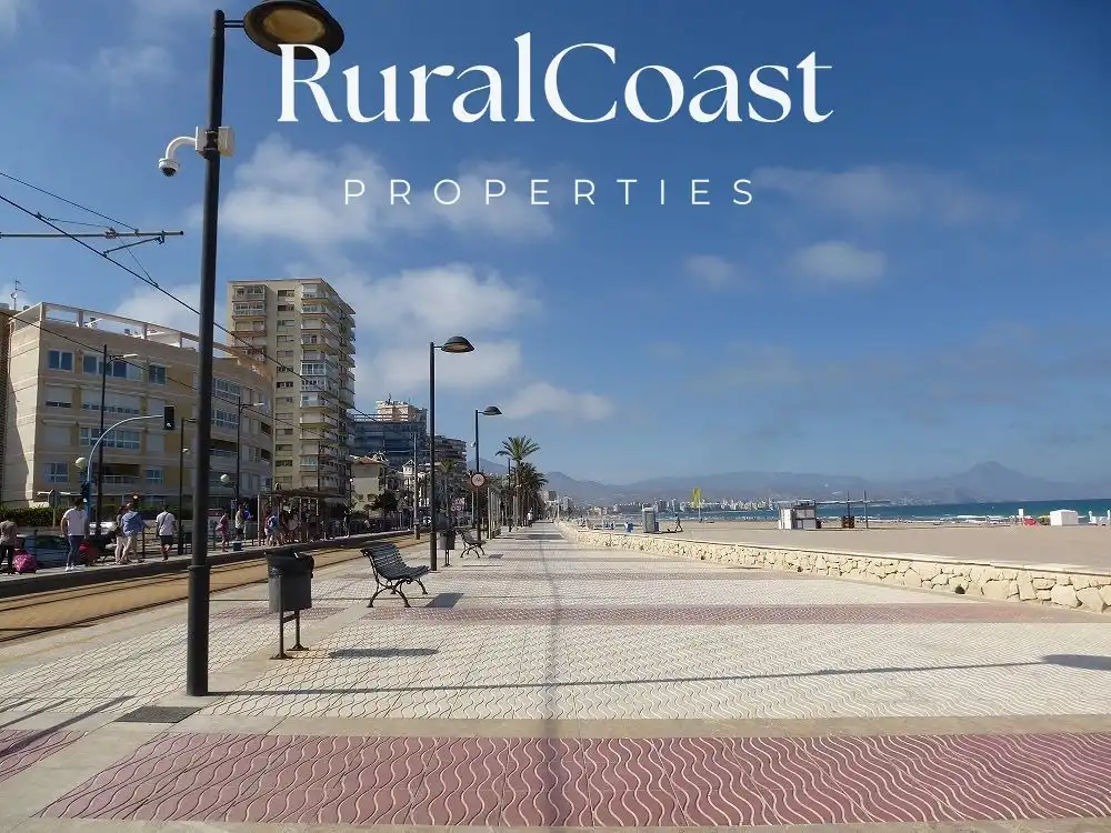 Exterior view of Houses for sale in El Campello  with Air Conditioner, Heating and Terrace