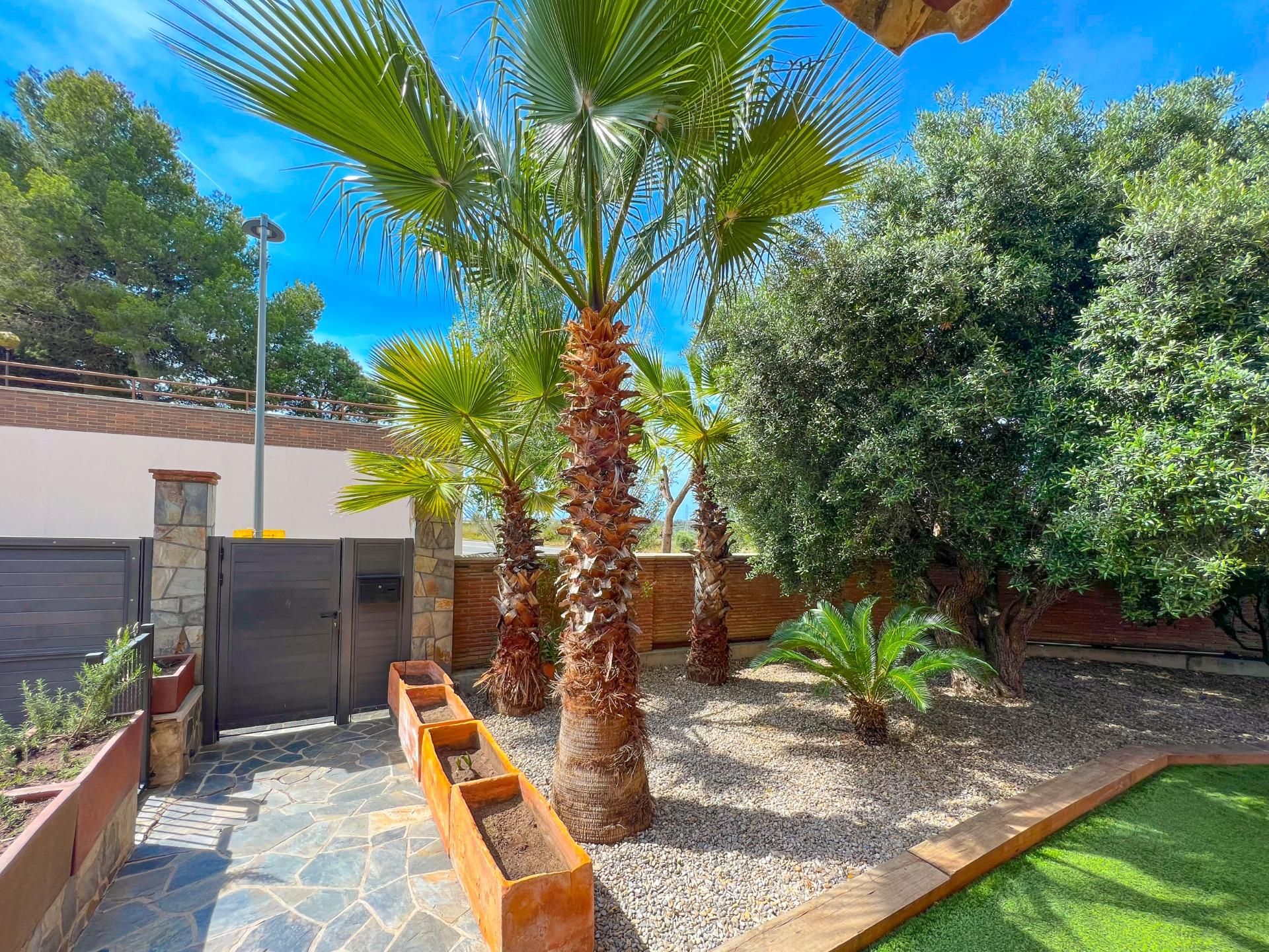 Garden of House or chalet for sale in Constantí  with Air Conditioner, Heating and Private garden