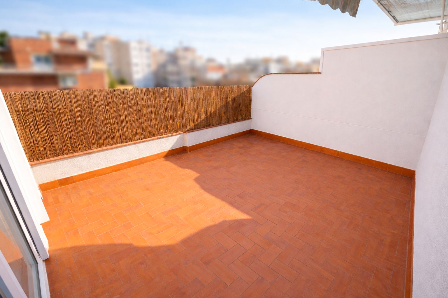 Terrace of Flat for sale in Santa Coloma de Gramenet  with Air Conditioner, Heating and Parquet flooring