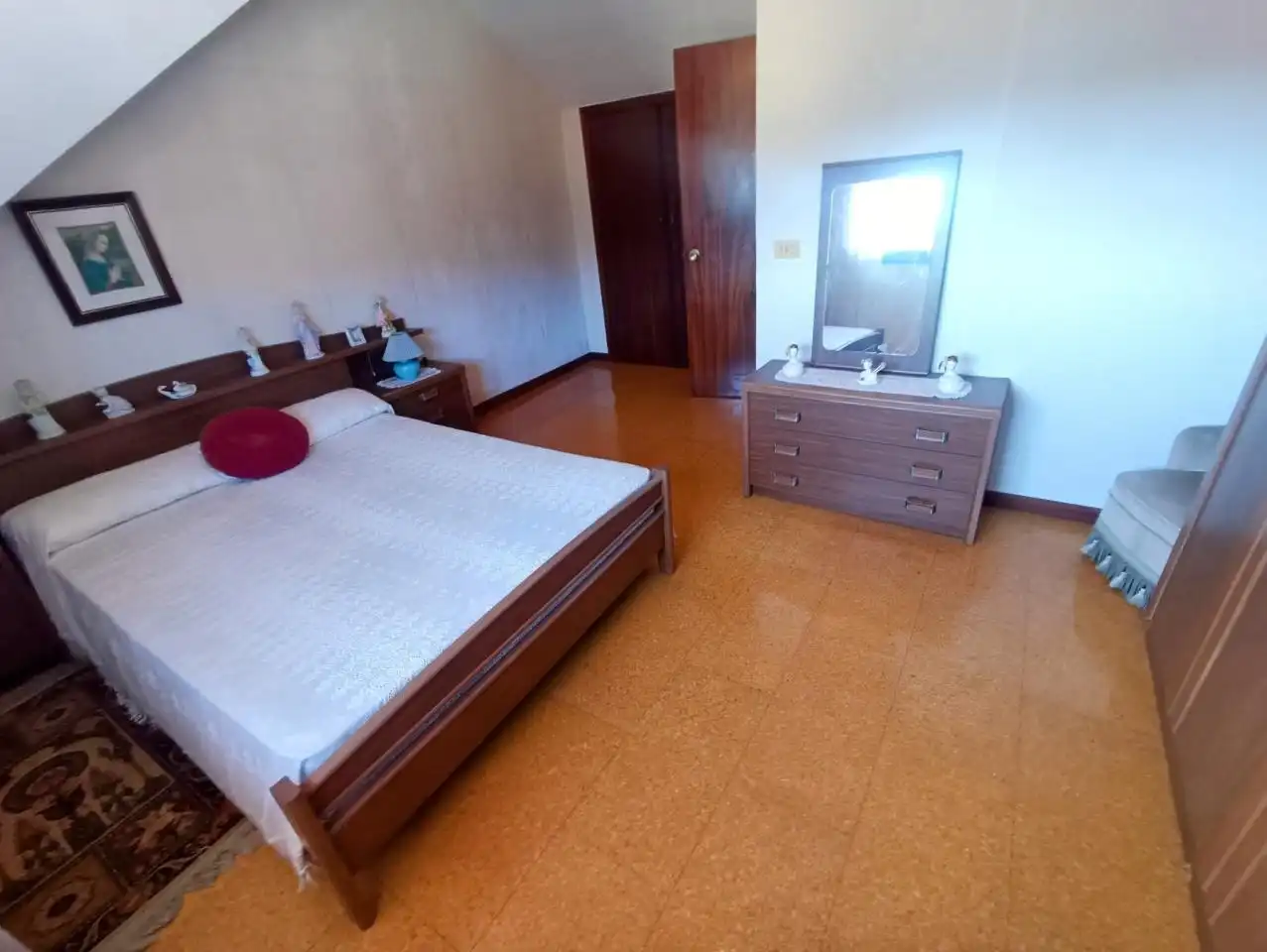 Habitación de Casa o chalet en venta en Vigo  con Calefacción y Amueblado