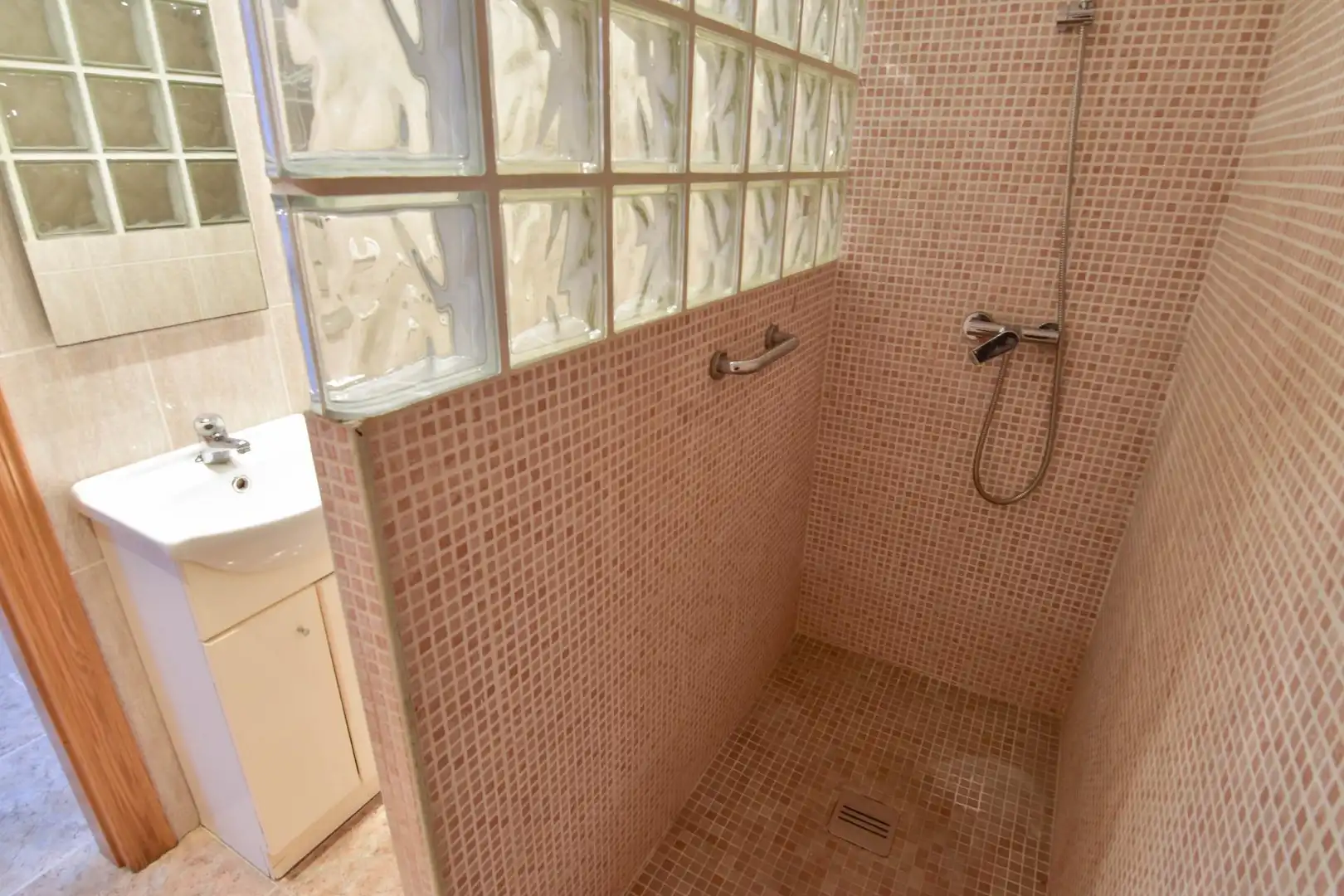 Bany de Casa o xalet de lloguer en Puçol amb Aire condicionat, Terrassa i Traster