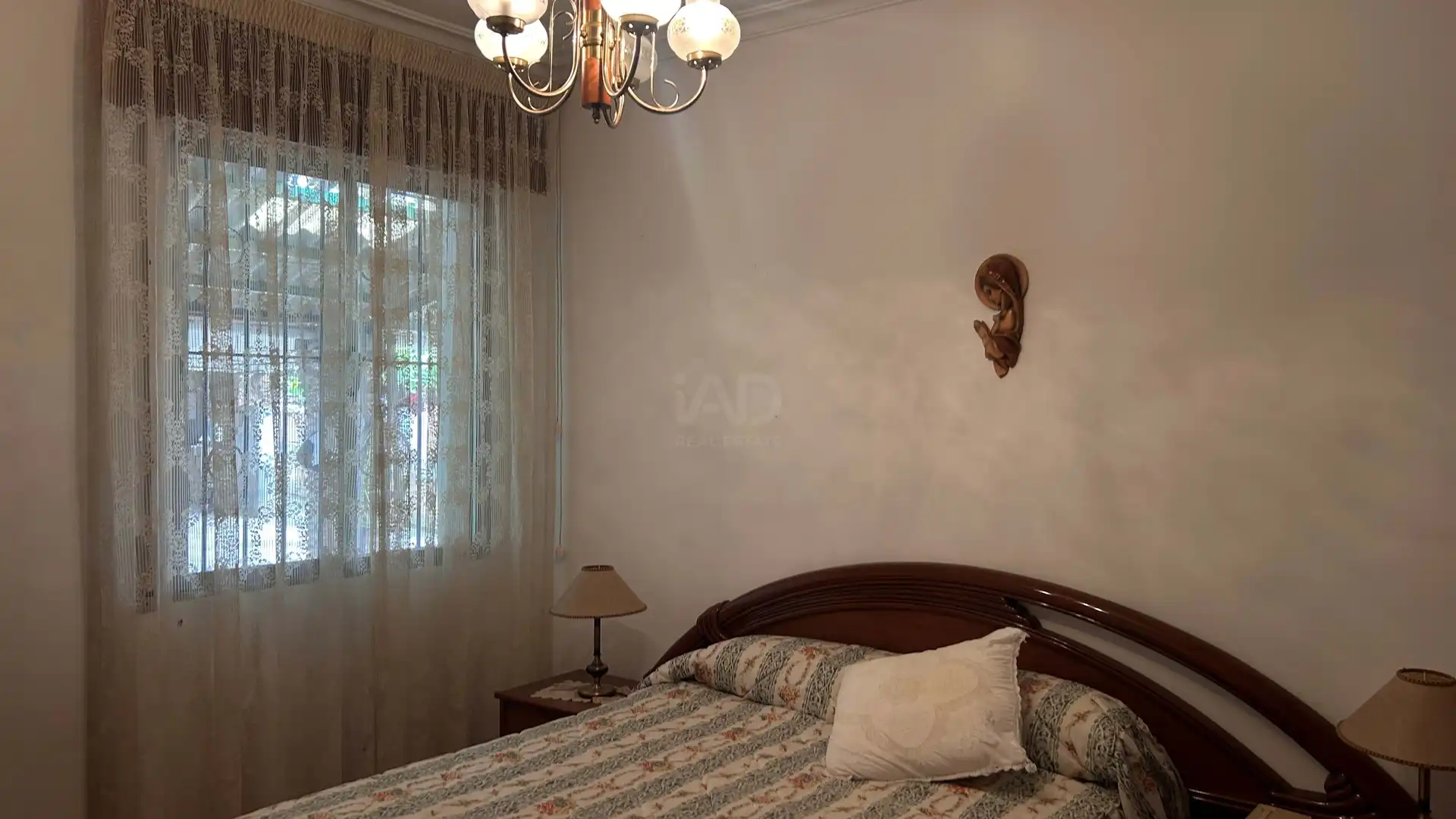 Schlafzimmer von Country house zum Verkauf in  Logroño mit Heizung und Schwimmbad