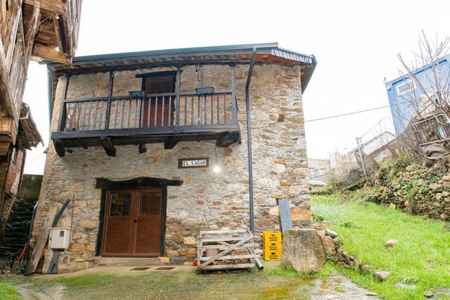 Casa-chalet en Venta en Priaranza del Bierzo