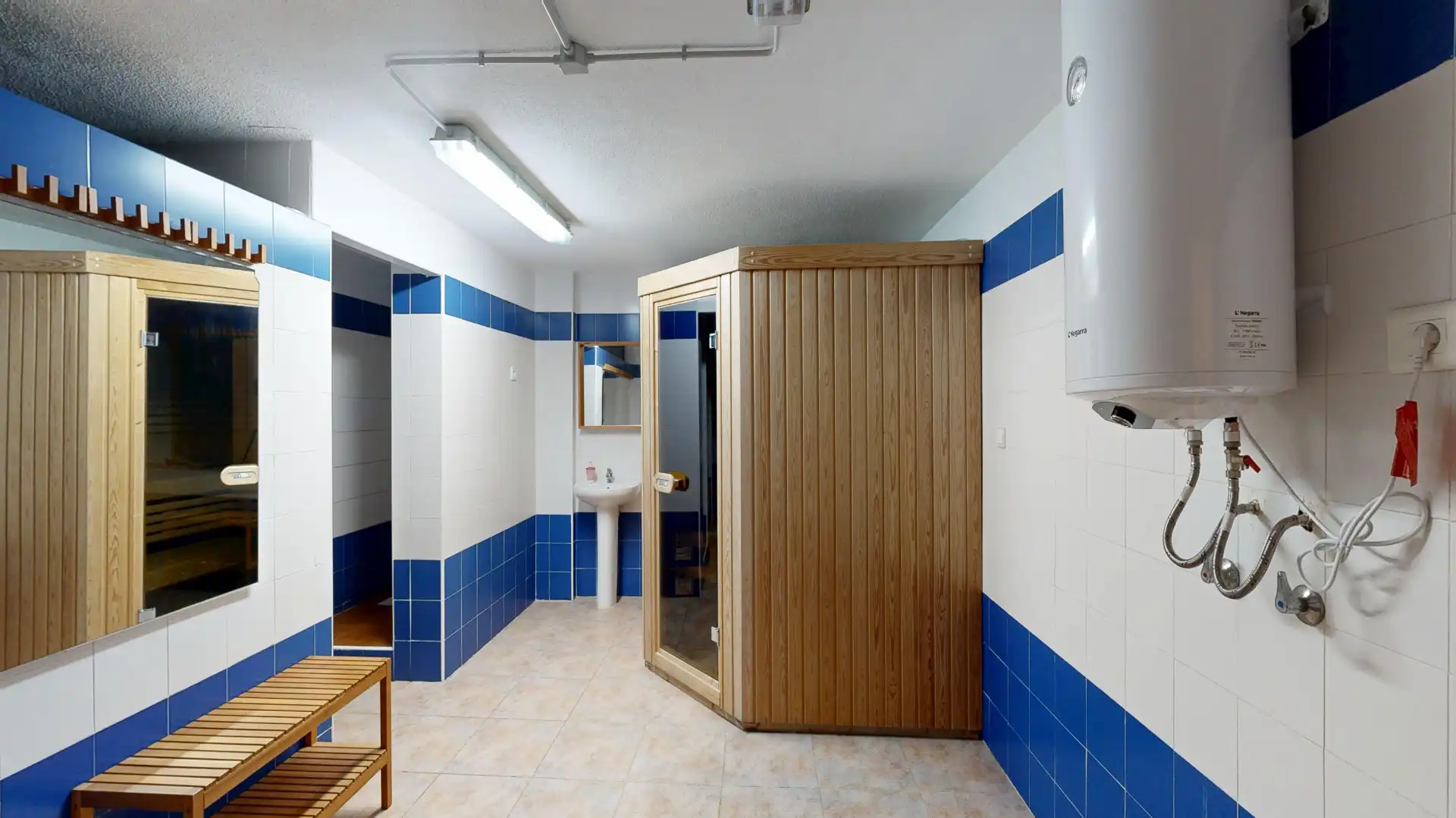 Baño de Piso en venta en Molina de Segura con Aire acondicionado, Terraza y Trastero