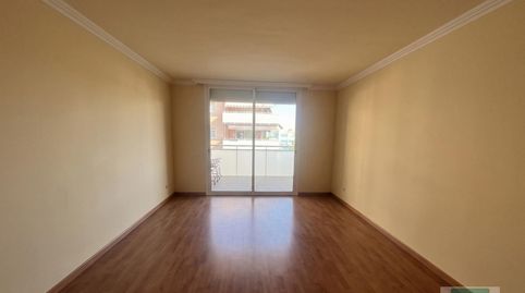 Foto 4 de Pis de lloguer a Pintor Serrasanta, Muntanyeta, Castelldefels