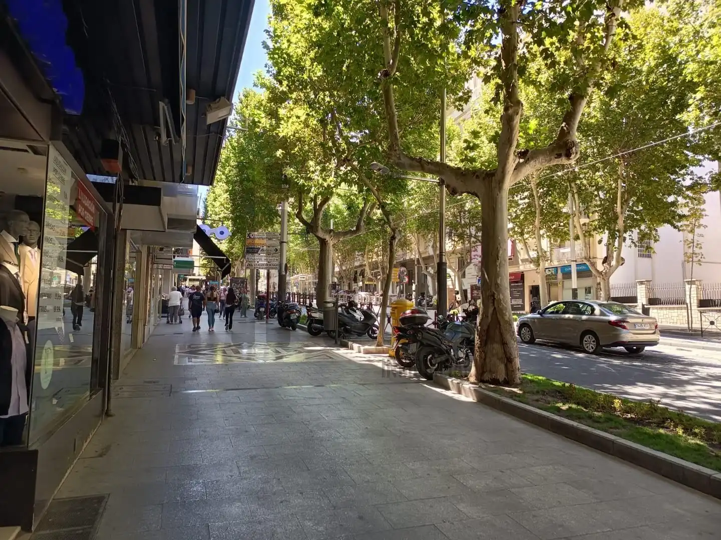 Vista exterior de Local de alquiler en Jaén con Aire acondicionado