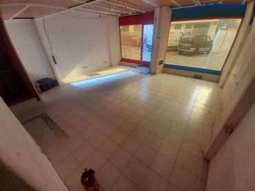 Local comercial en venda a Casco Antiguo