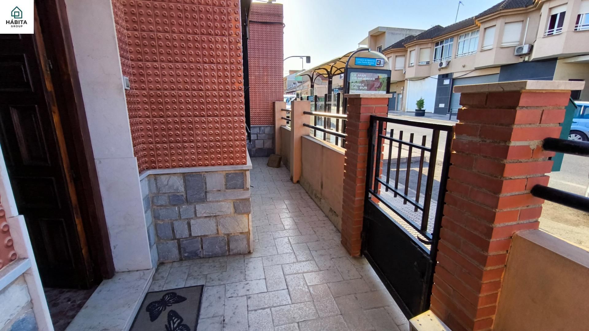 Vista exterior de Casa o xalet en venda en Cartagena amb Jardí privat i Traster