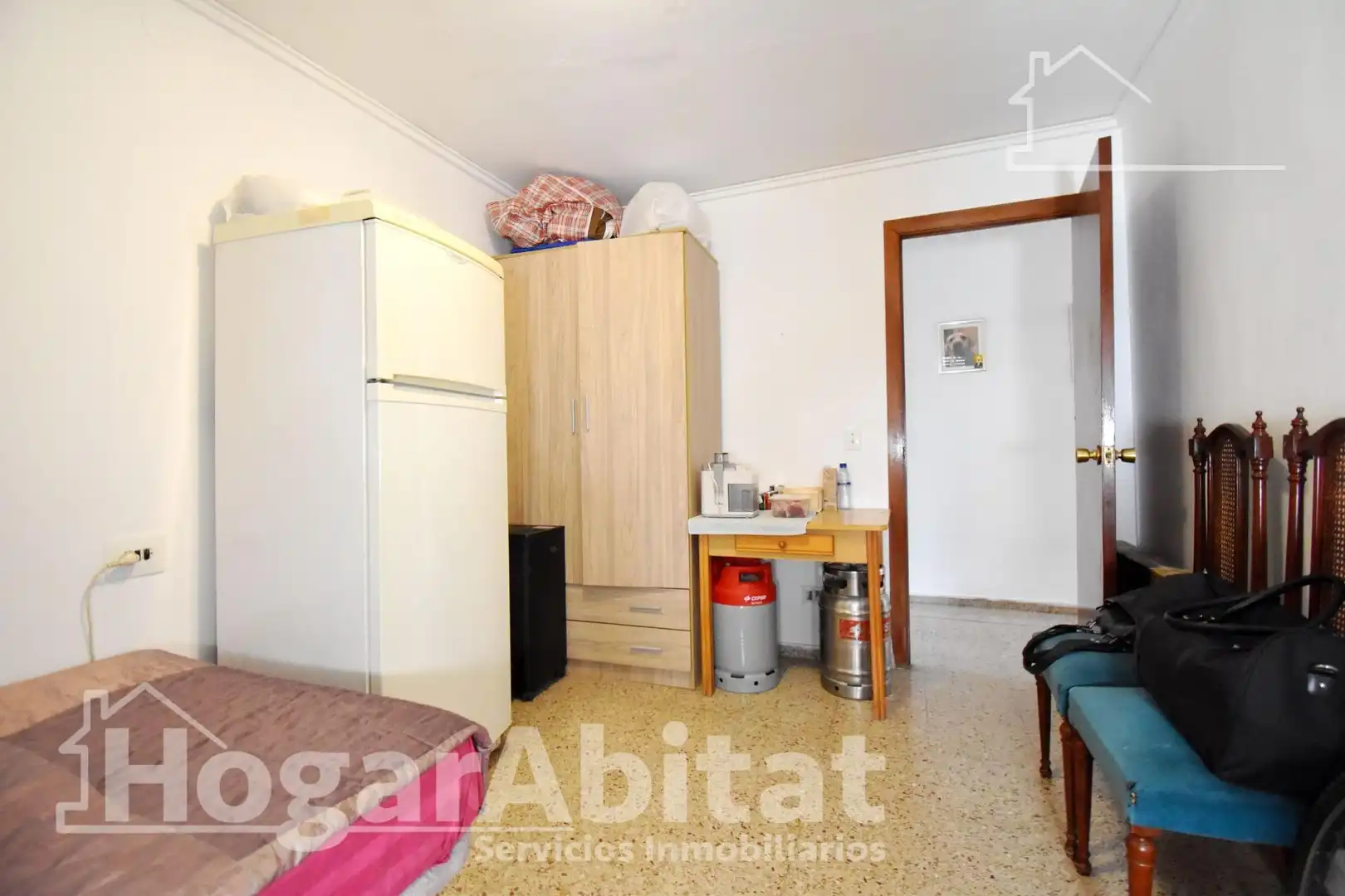 Dormitori de Pis en venda en Gandia amb Moblat i Balcó