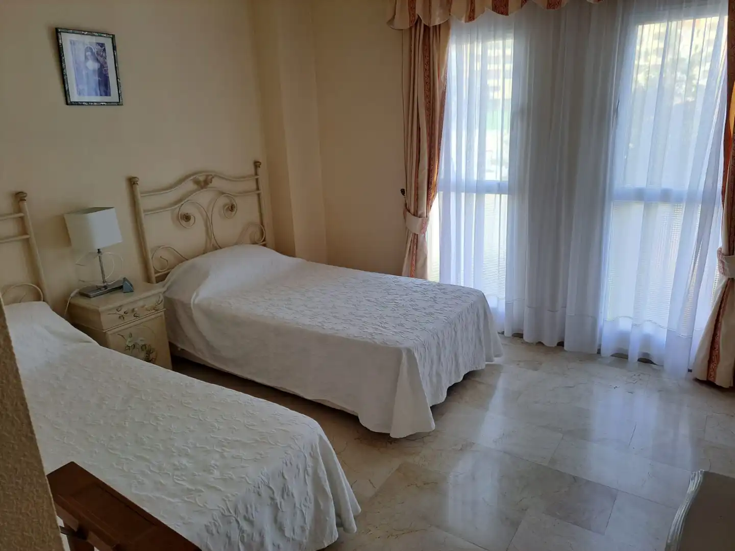 Bedroom of Flat for sale in Fuengirola  with Air Conditioner, Heating and Terrace