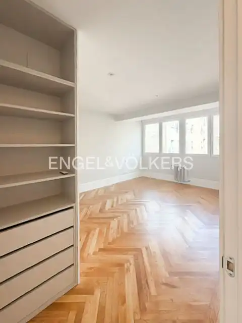 Habitación de Piso de alquiler en Madrid con Aire acondicionado, Calefacción y Parquet