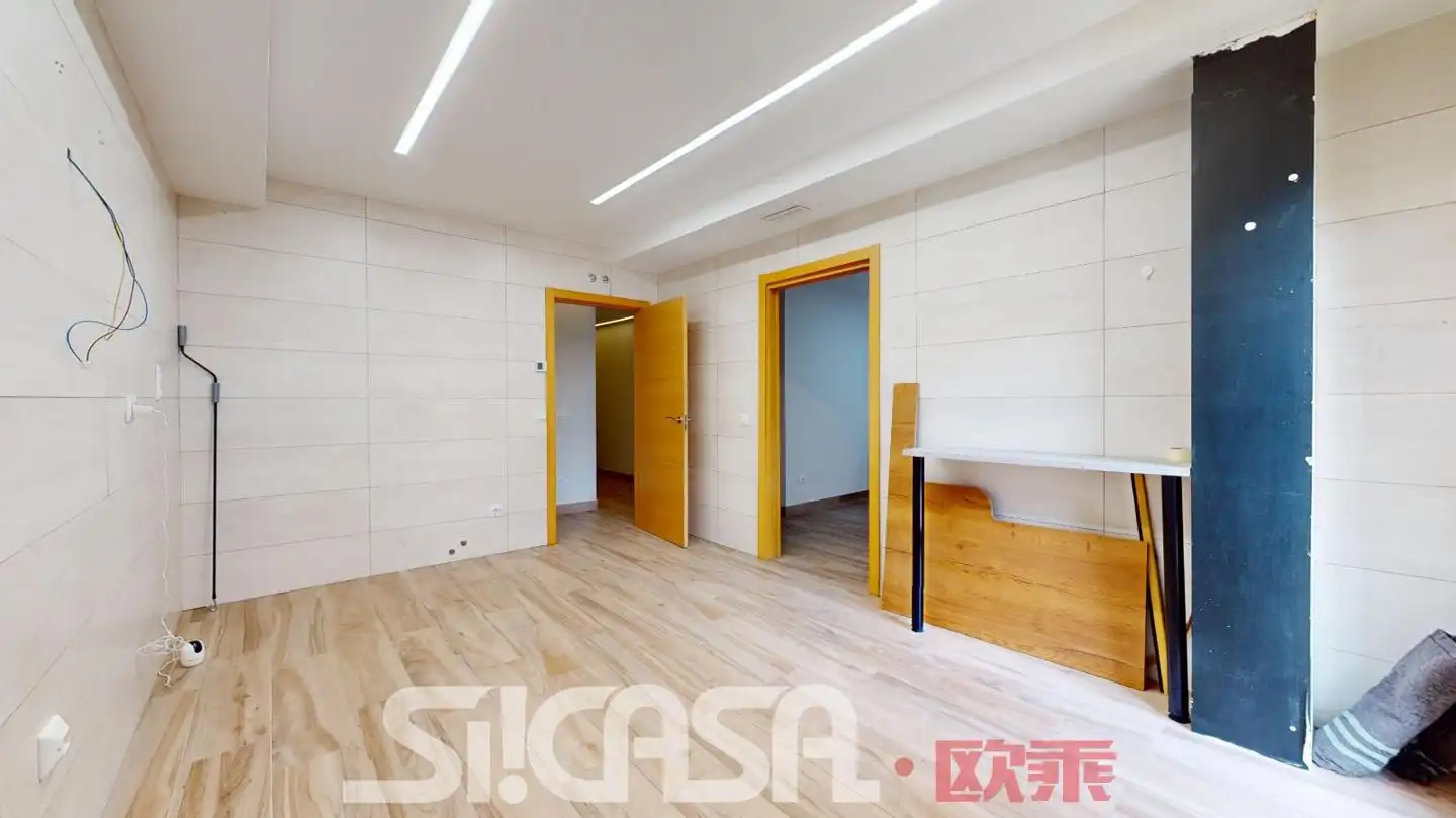 Semi-detached house with pool for sale in Parla Este, imagen 13